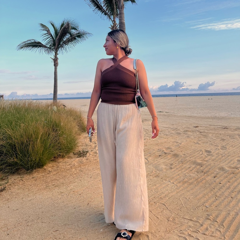 Crinkle Textured Pull-On Wide Leg Pant